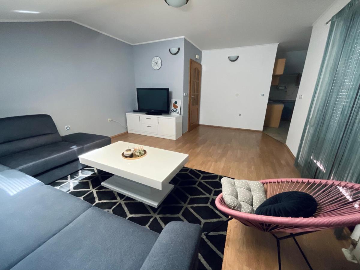 Apartment Camellia 루브스키 외부 사진